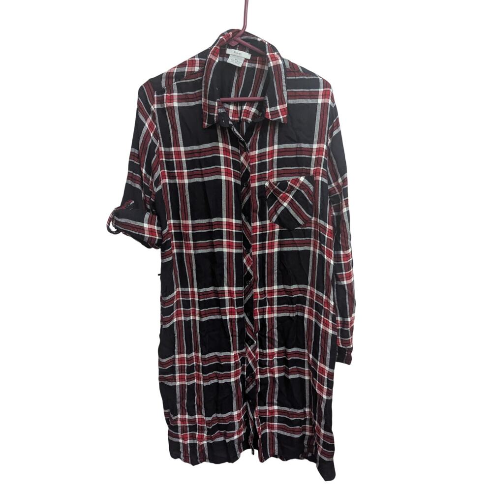 Roll tab sleeve collared button up red, black & white plaid flannel shirt dress